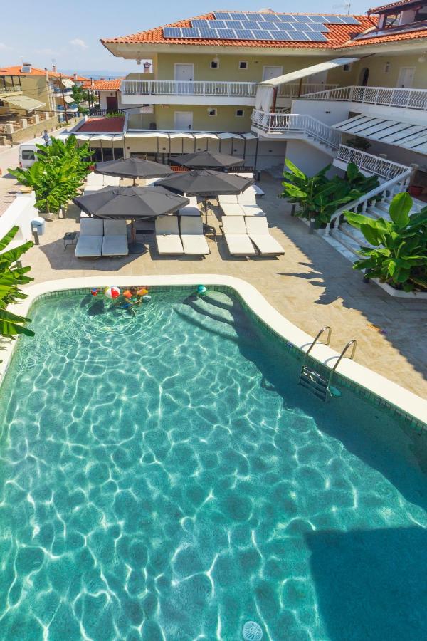Hotel Odysseas Polychrono Bagian luar foto