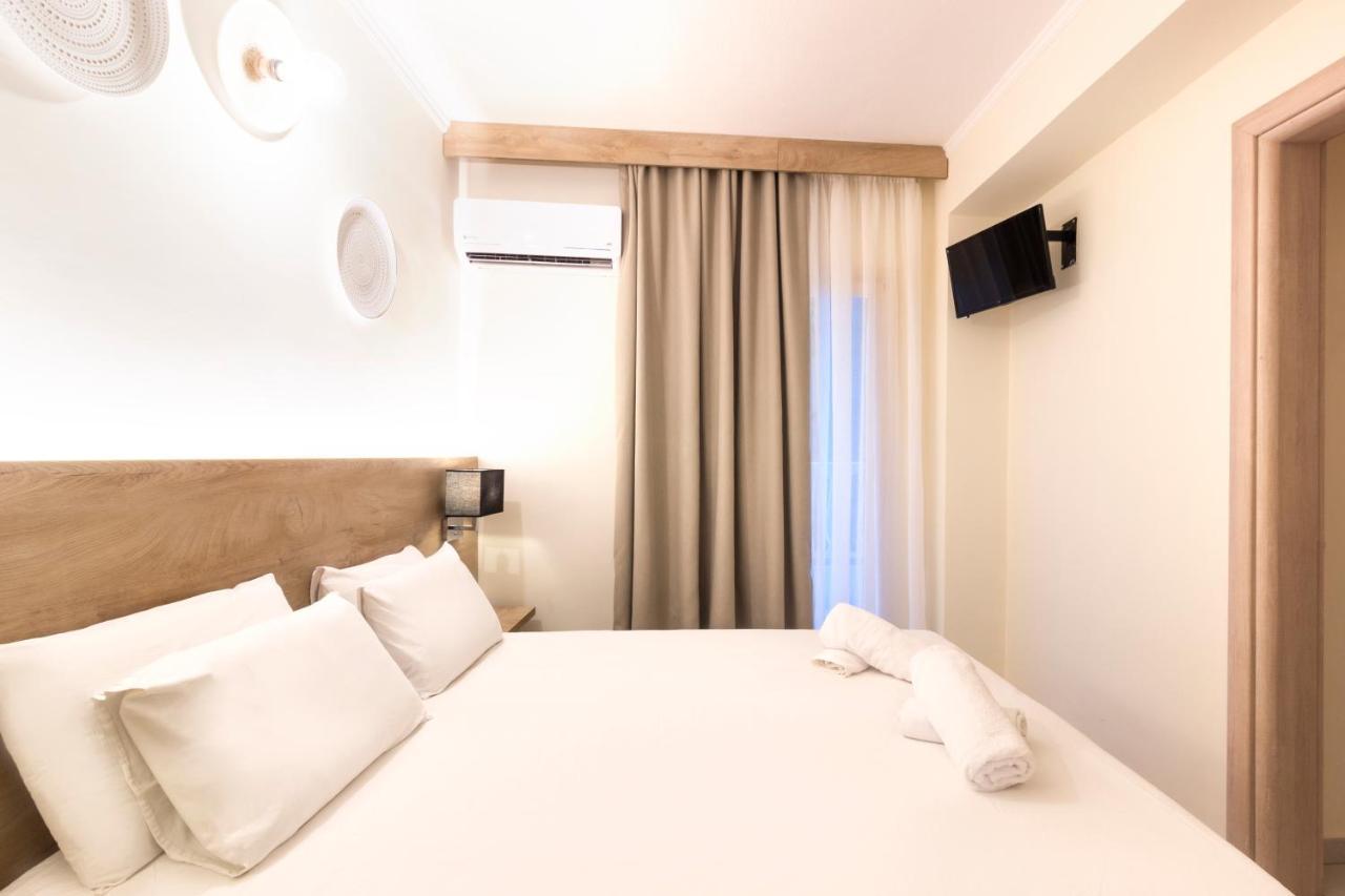 Hotel Odysseas Polychrono Bagian luar foto